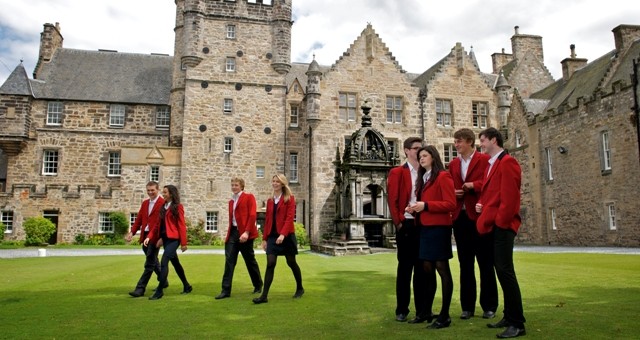 Irlanda schools